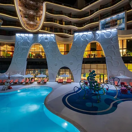 The Land Of Legends Nickelodeon Antalya ベレキ